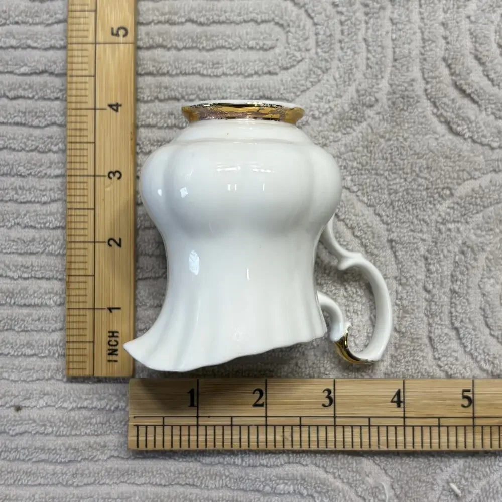 Royal Albert embodying heights